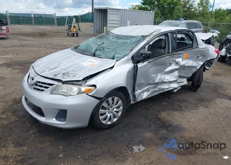 2013 Toyota Corolla Le z USA, uszkodzony, nr VIN 2T1BU4EE1DC003090